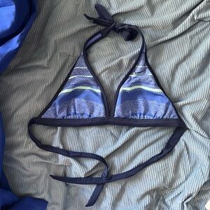 REVERSIBLE NIKE SWIMSUIT TOP